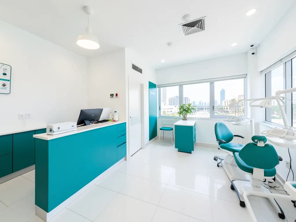 Dental clinics in Jumeirah Village Circle Dubai with affordable family dental care